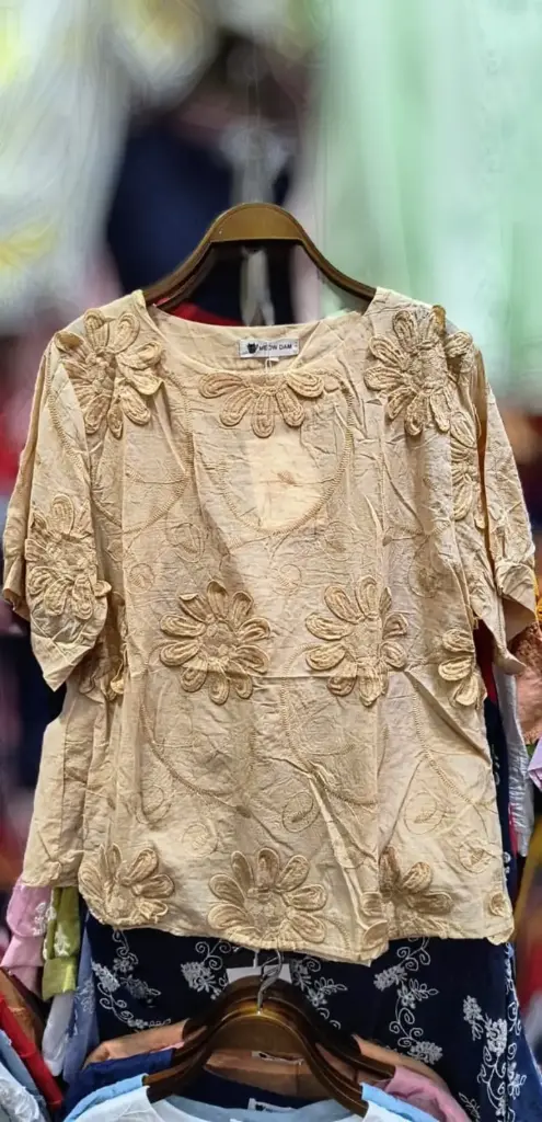 Embroidery top