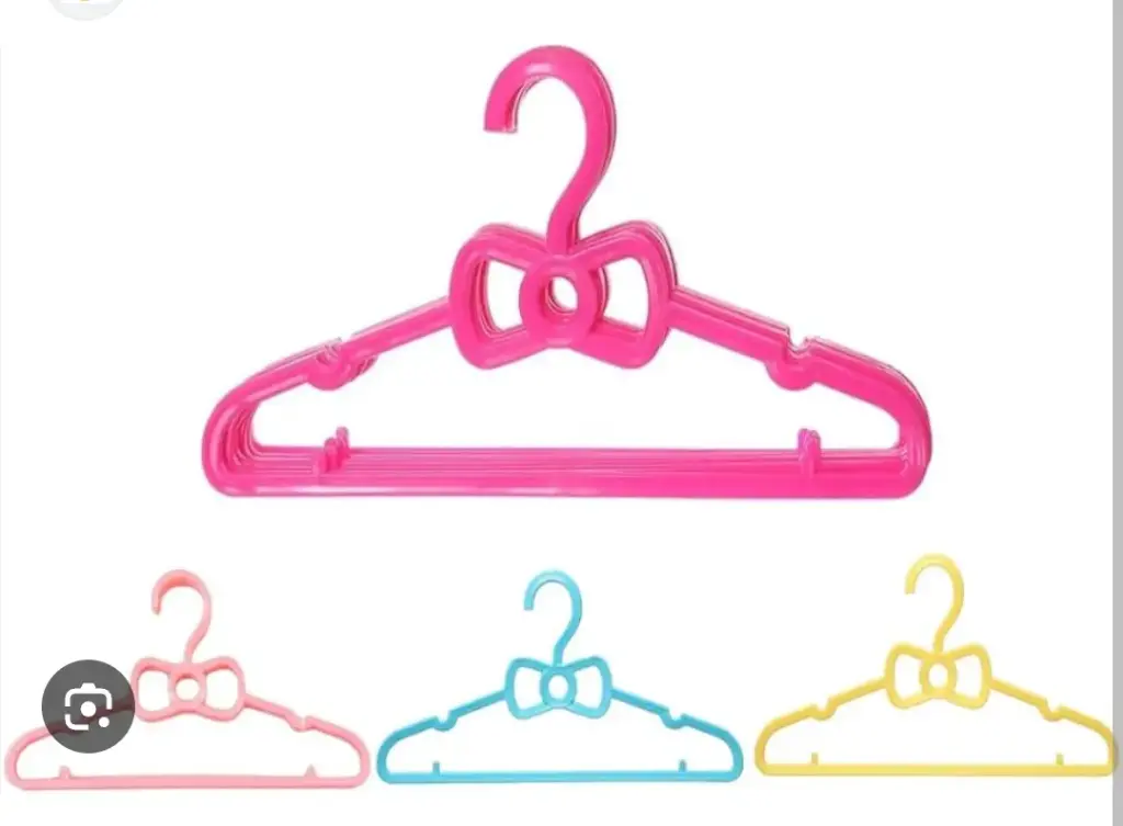 Plastic Hanger 